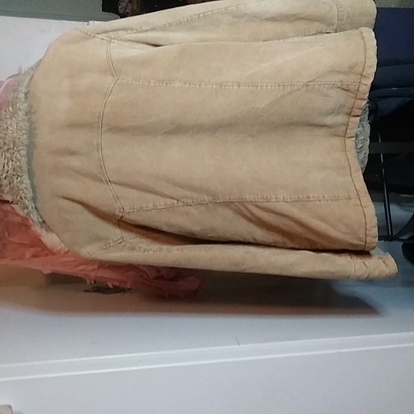 Jacket - Picture 3 of 4